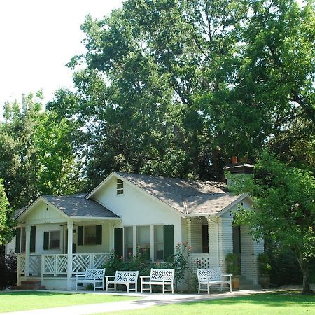 Bear Creek Inn Merced Exterior photo
